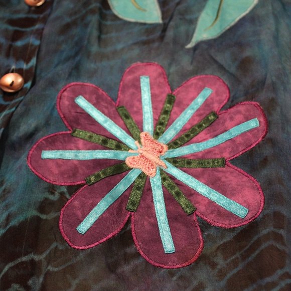 NWOT- Indigo Moon, 2 piece blouse/tank, size medium - Picture 10 of 11